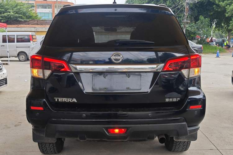 Used Nissan Terra 2018 2.5L Automatic 2WD Luxury Edition Rear
