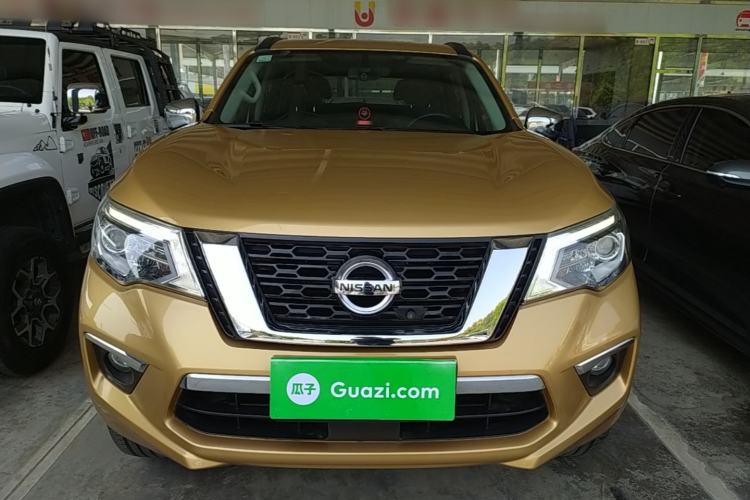 Used Nissan Terra 2018 2.5L Automatic 4x4 Luxury Edition Front
