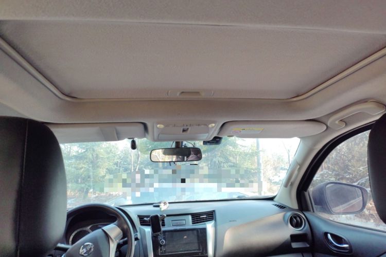 Used Nissan Terra 2018 2.5L Automatic 2WD Luxury Edition Headliner