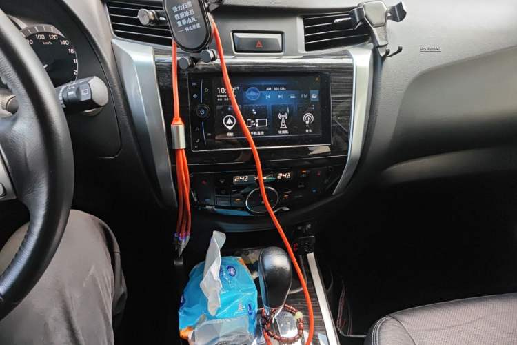 Used Nissan Terra 2018 2.5L Automatic 2WD Smart Enjoyment Version Audio And AC Panel