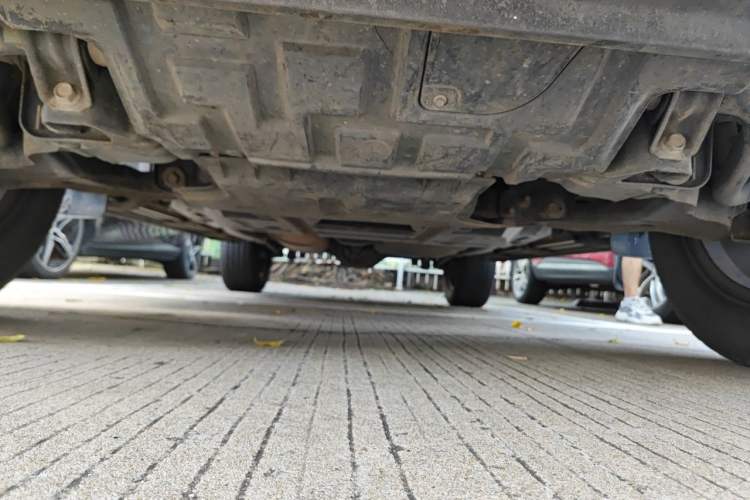 Used Nissan Terra 2018 2.5L Automatic 2WD Smart Enjoyment Version Chassis Front