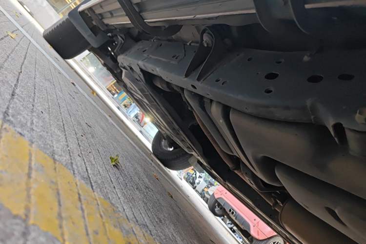 Used Nissan Terra 2018 2.5L Automatic 2WD Smart Enjoyment Version Chassis Rear Left