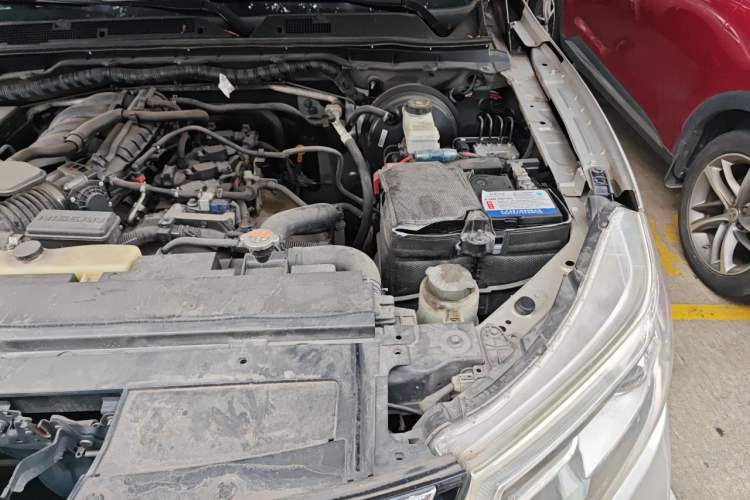 Used Nissan Terra 2018 2.5L Automatic 2WD Smart Enjoyment Version Engine Bay Left