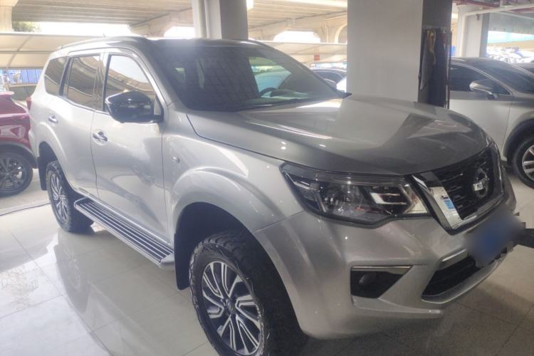 Used Nissan Terra 2018 2.5L Automatic 4x4 Luxury Edition Exterior 1