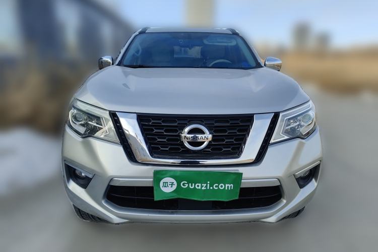 Used Nissan Terra 2018 2.5L Automatic 4x4 Luxury Edition Front