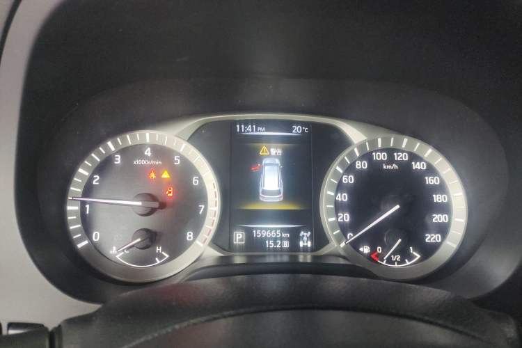Used Nissan Terra 2018 2.5L Automatic 4x4 Luxury Edition Instrument Cluster