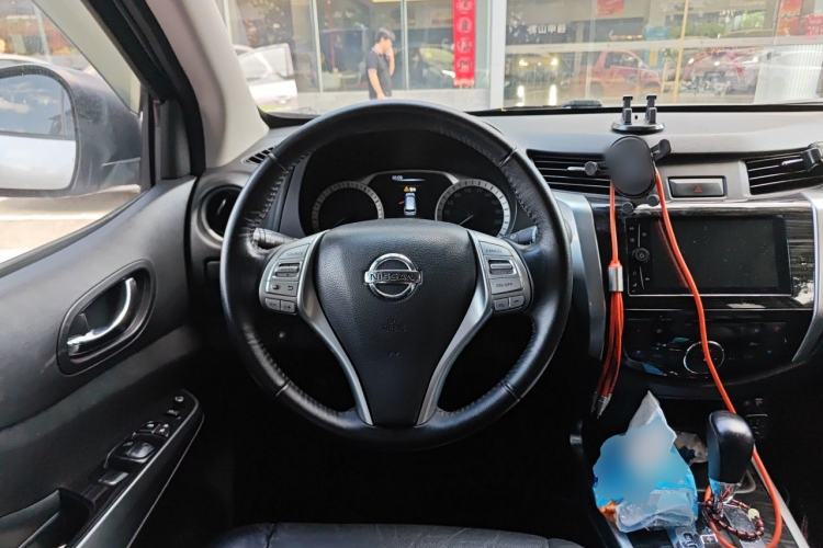 Used Nissan Terra 2018 2.5L Automatic 2WD Smart Enjoyment Version Steering Wheel