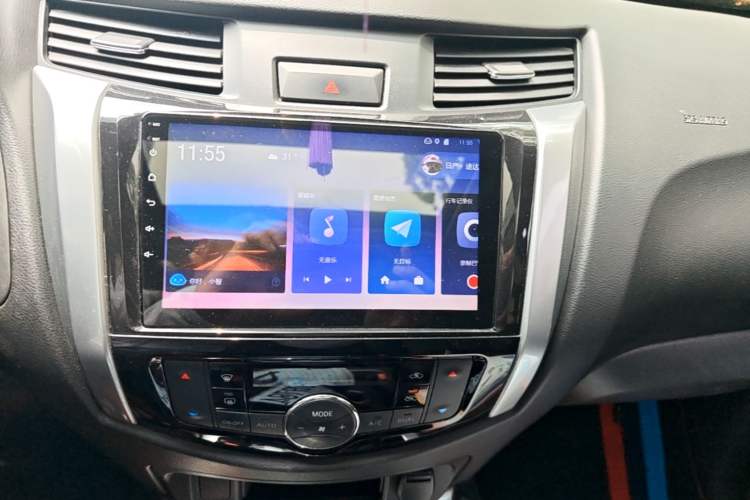 Used Nissan Terra 2018 2.5L Automatic 2WD Luxury Edition Audio And AC Panel