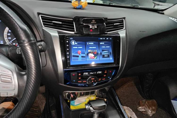 Used Nissan Terra 2018 2.5L Automatic 4x4 Flagship Edition Audio And AC Panel