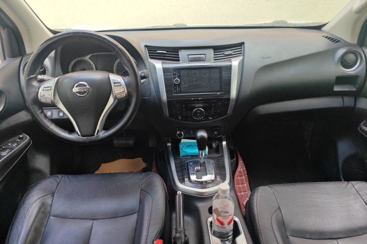 Used Nissan Terra 2018 2.5L Automatic 4x4 Flagship Edition Center Console