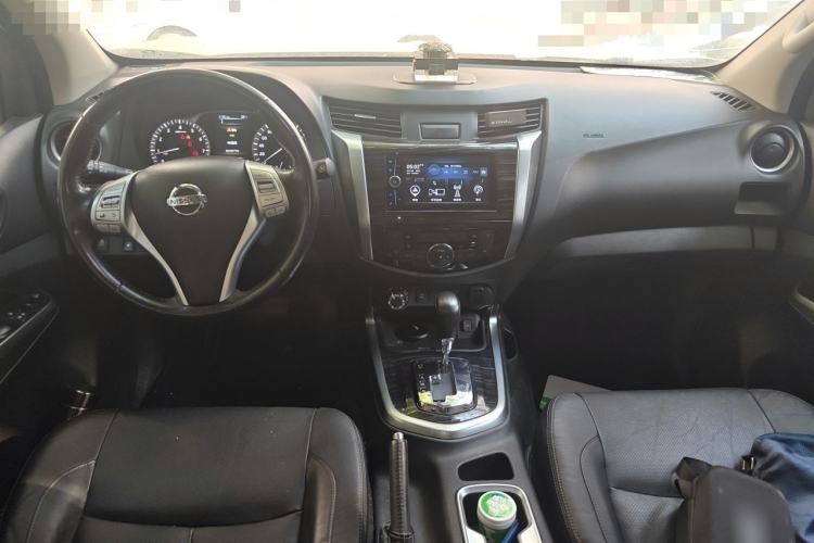 Used Nissan Terra 2018 2.5L Automatic 4x4 Flagship Edition Center Console