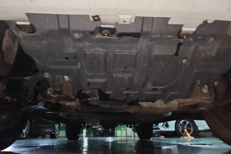 Used Nissan Terra 2018 2.5L Automatic 4x4 Flagship Edition Chassis Front