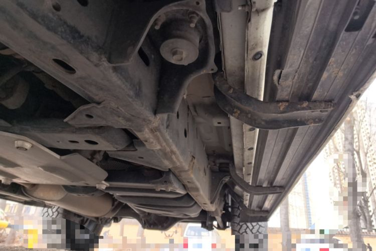 Used Nissan Terra 2018 2.5L Automatic 4x4 Flagship Edition Chassis Front Left