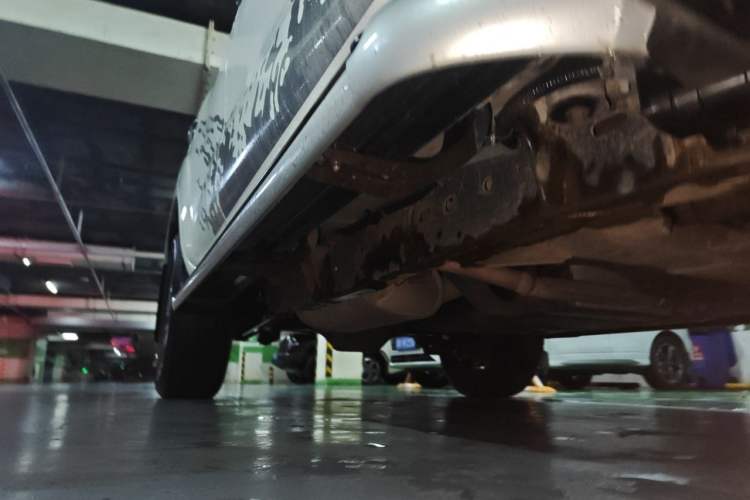 Used Nissan Terra 2018 2.5L Automatic 4x4 Flagship Edition Chassis Front Right