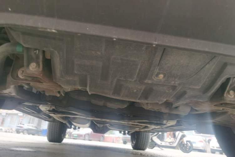 Used Nissan Terra 2018 2.5L Automatic 4x4 Flagship Edition Chassis Front