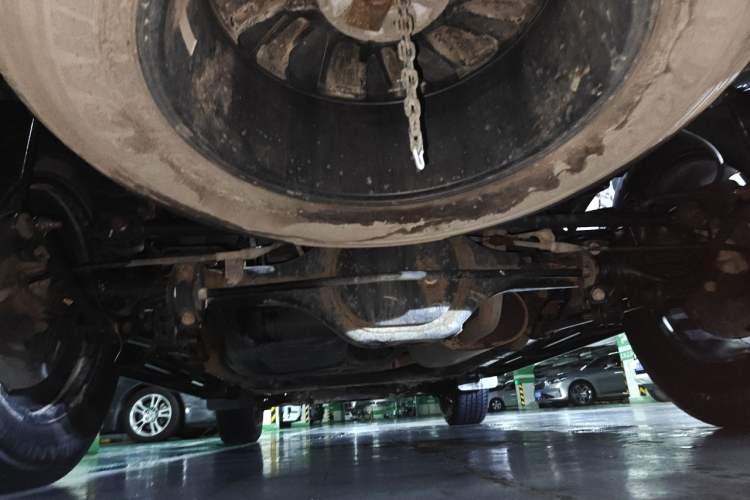 Used Nissan Terra 2018 2.5L Automatic 4x4 Flagship Edition Chassis Rear