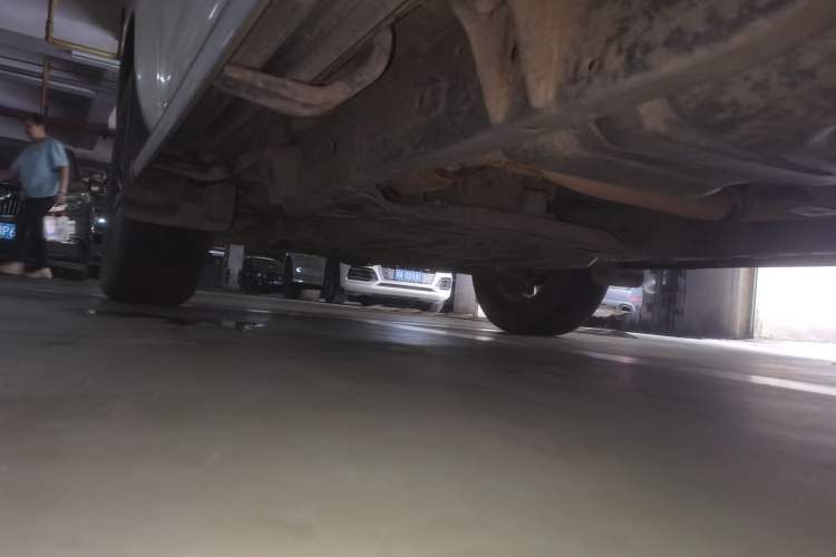 Used Nissan Terra 2018 2.5L Automatic 2WD Luxury Edition Chassis Rear Left