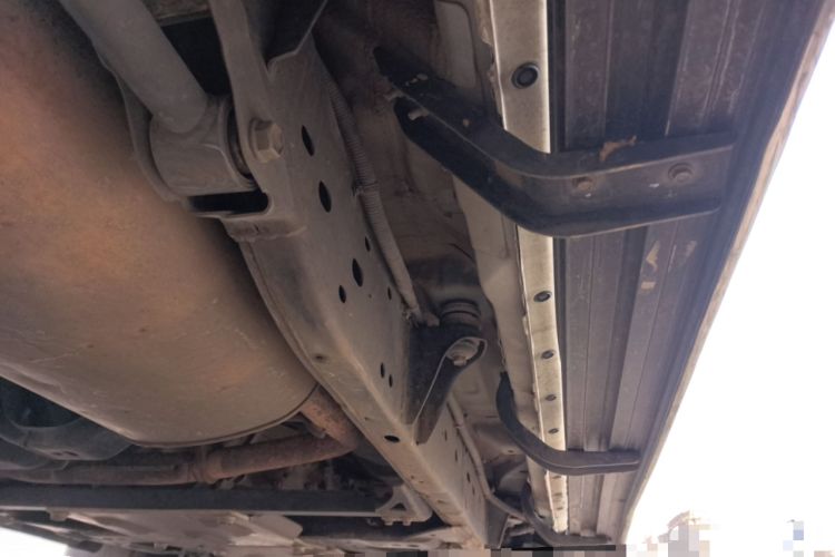 Used Nissan Terra 2018 2.5L Automatic 4x4 Flagship Edition Chassis Rear Right