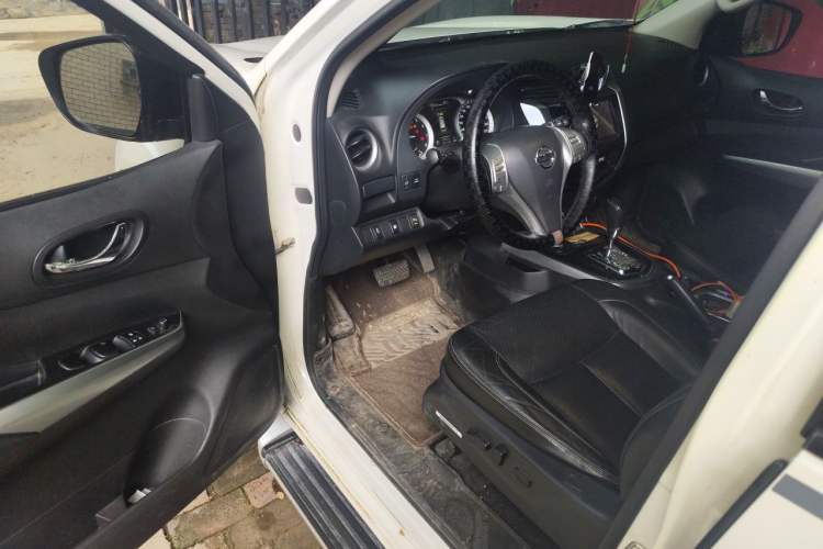 Used Nissan Terra 2018 2.5L Automatic 4x4 Flagship Edition Driver Seat