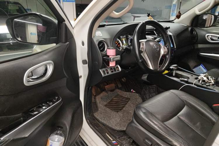 Used Nissan Terra 2018 2.5L Automatic 4x4 Flagship Edition Driver Seat