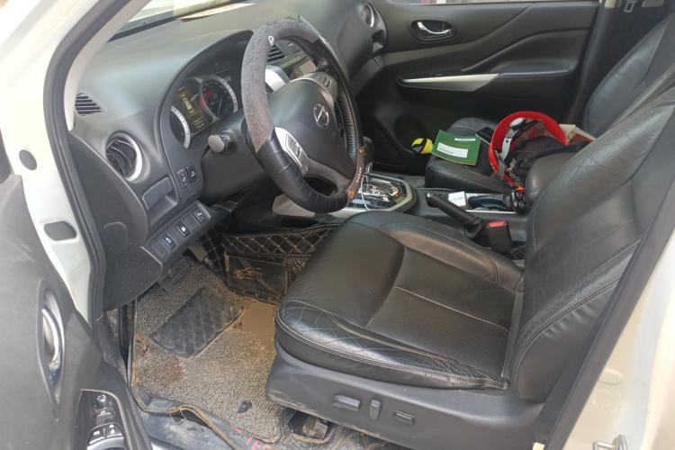 Used Nissan Terra 2018 2.5L Automatic 4x4 Flagship Edition Driver Seat