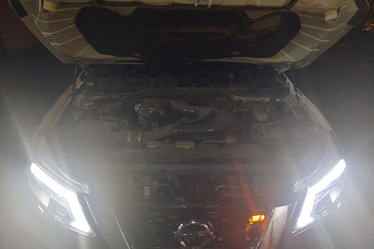 Used Nissan Terra 2018 2.5L Automatic 4x4 Flagship Edition Engine Bay