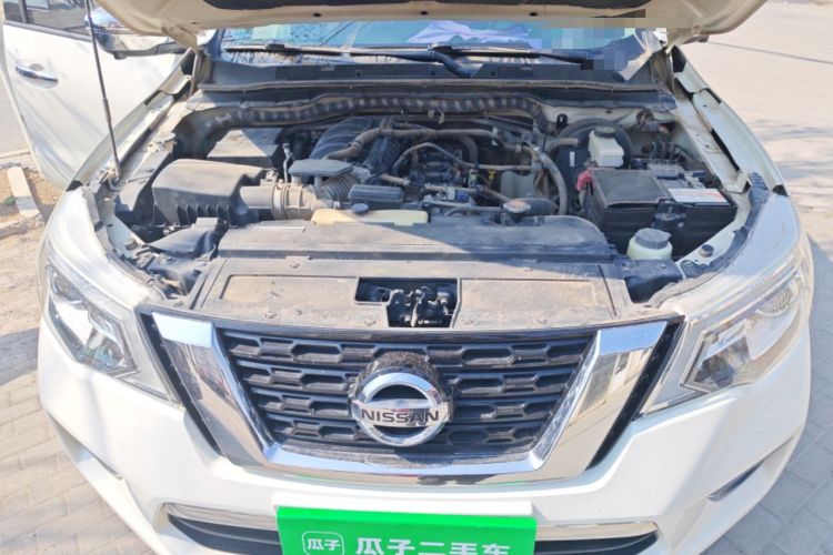 Used Nissan Terra 2018 2.5L Automatic 4x4 Flagship Edition Engine Bay