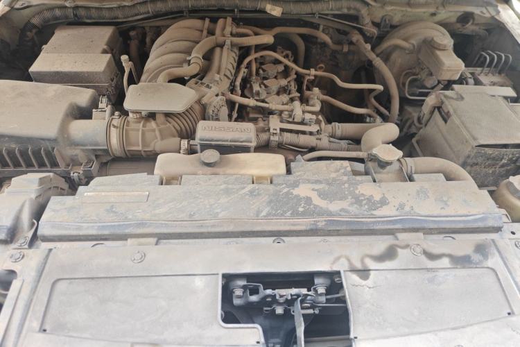 Used Nissan Terra 2018 2.5L Automatic 4x4 Flagship Edition Engine Bay