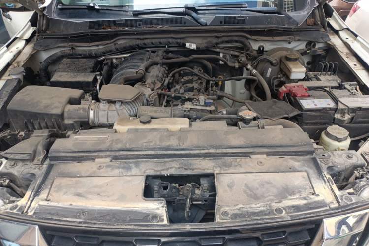 Used Nissan Terra 2018 2.5L Automatic 4x4 Flagship Edition Engine Bay