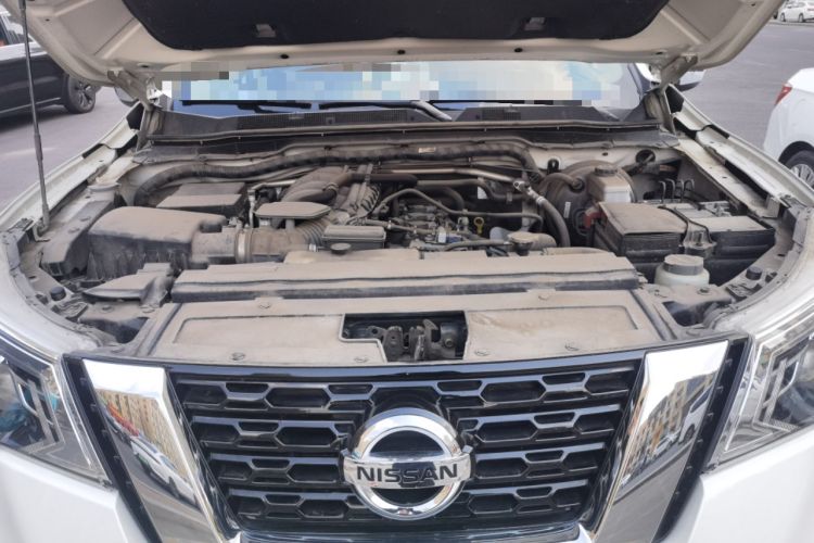 Used Nissan Terra 2018 2.5L Automatic 4x4 Luxury Edition Engine Bay