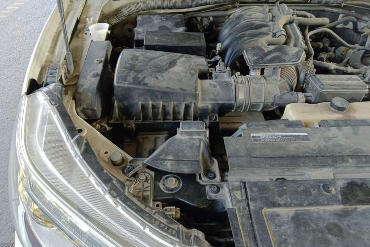 Used Nissan Terra 2018 2.5L Automatic 4x4 Flagship Edition Engine Bay Right