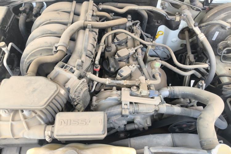 Used Nissan Terra 2018 2.5L Automatic 4x4 Flagship Edition Engine Bay