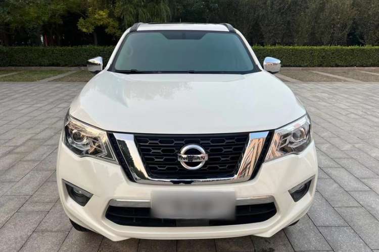 Used Nissan Terra 2018 2.5L Automatic 2WD Luxury Edition Exterior 1