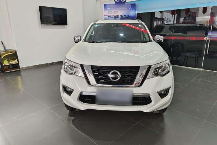 Used Nissan Terra 2018 2.5L Automatic 2WD Luxury Edition Exterior 1