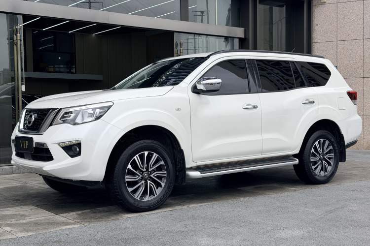 Used Nissan Terra 2018 2.5L Automatic 2WD Luxury Edition Exterior 2