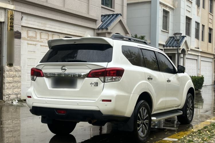 Used Nissan Terra 2018 2.5L Automatic 2WD Smart Enjoyment Version Exterior 7