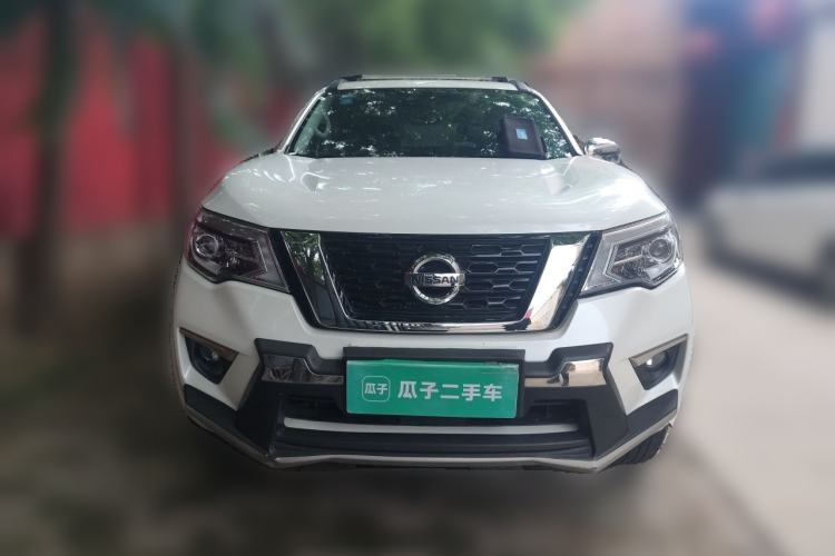 Used Nissan Terra 2018 2.5L Automatic 4x4 Flagship Edition Front