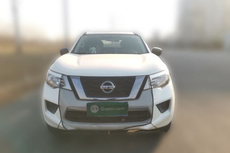 Used Nissan Terra 2018 2.5L Manual Two-Wheel Drive Elite Edition Front