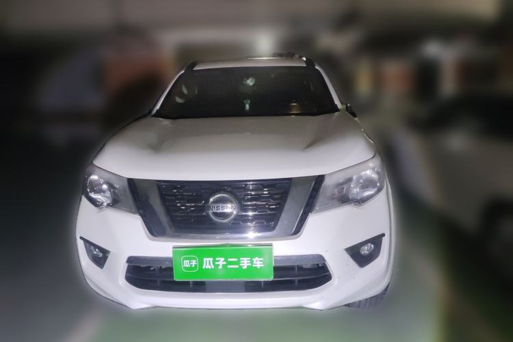 Used Nissan Terra 2018 2.5L Automatic 4x4 Luxury Edition Front
