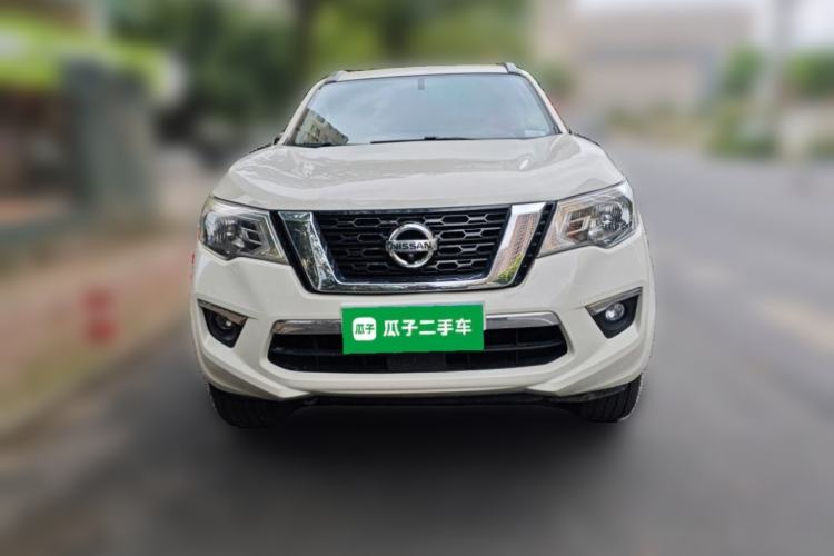 Used Nissan Terra 2018 2.5L Automatic 4x4 Luxury Edition Front