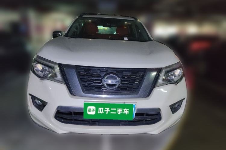 Used Nissan Terra 2018 2.5L Automatic 4x4 Flagship Edition Front