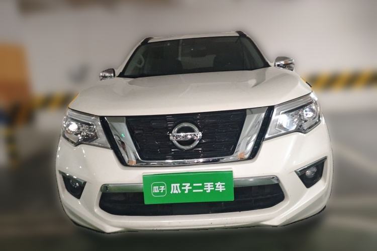 Used Nissan Terra 2018 2.5L Automatic 4x4 Flagship Edition Front