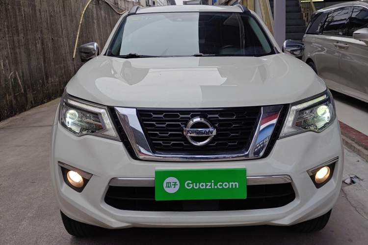 Used Nissan Terra 2018 2.5L Automatic 2WD Smart Enjoyment Version Front