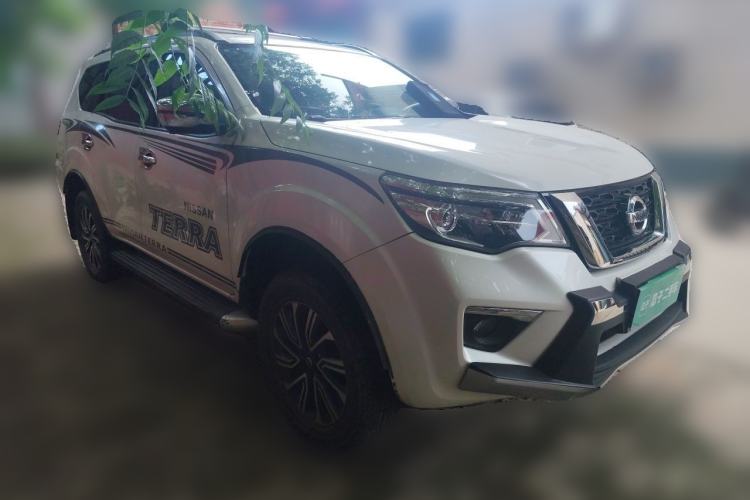 Used Nissan Terra 2018 2.5L Automatic 4x4 Flagship Edition Front Right 45 Deg