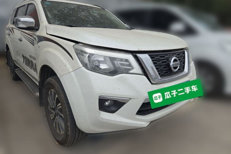 Used Nissan Terra 2018 2.5L Automatic 4x4 Luxury Edition Front Right 45 Deg