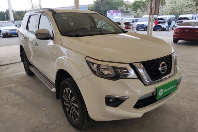 Used Nissan Terra 2018 2.5L Automatic 2WD Luxury Edition Front Right 45 Deg