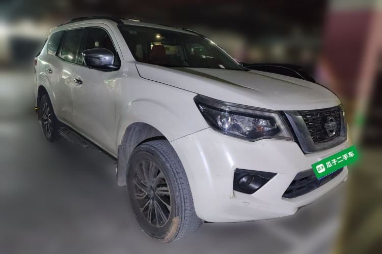 Used Nissan Terra 2018 2.5L Automatic 4x4 Flagship Edition Front Right 45 Deg