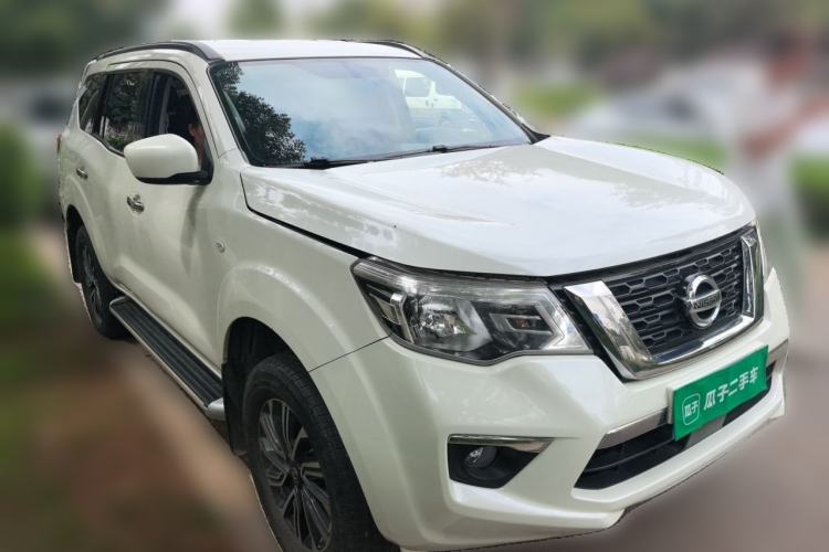 Used Nissan Terra 2018 2.5L Manual Two-Wheel Drive Elite Edition Front Right 45 Deg