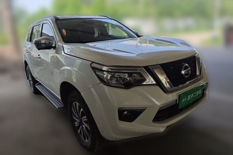 Used Nissan Terra 2018 2.5L Automatic 4x4 Flagship Edition Front Right 45 Deg