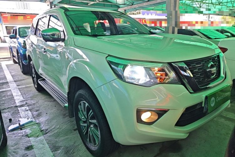 Used Nissan Terra 2018 2.5L Automatic 2WD Luxury Edition Front Right 45 Deg